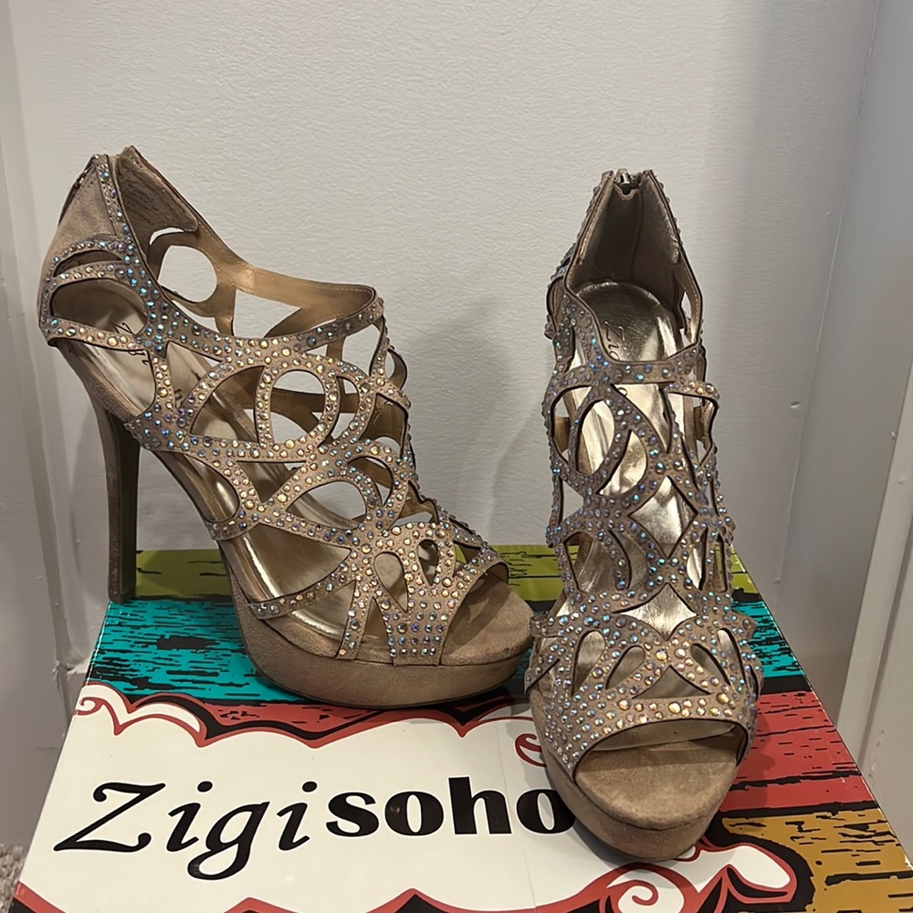 Jeweled Nude Heel